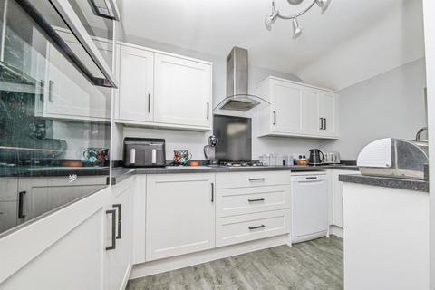 3 bedroom semi-detached house for sale, Lime Avenue, Harwich