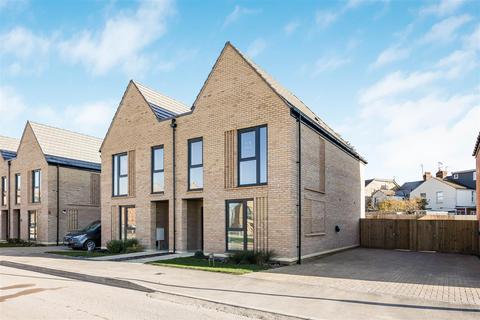 undefined, 6 Crossfield Mews, Slough, SL1 2HB