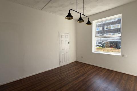 1 bedroom flat for sale, Flat C, 65 Windmill Street, Gravesend, Kent, DA12 1BJ