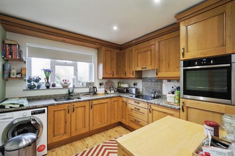 2 bedroom flat for sale, Church Lane, Barrow-On-Trent, Derby