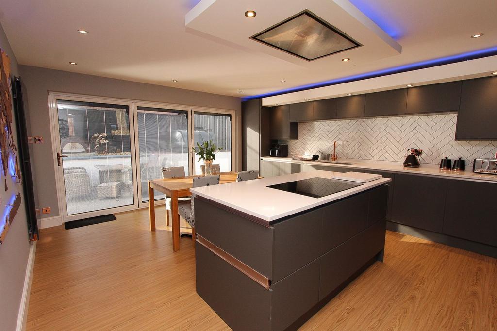 'Dining' Kitchen