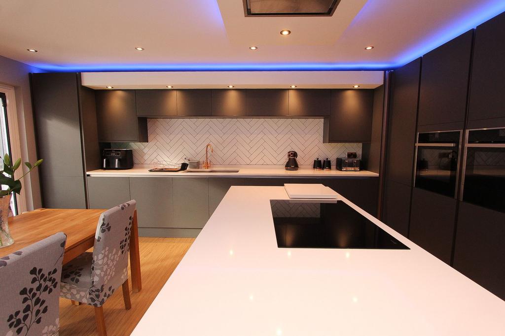 'Dining' Kitchen
