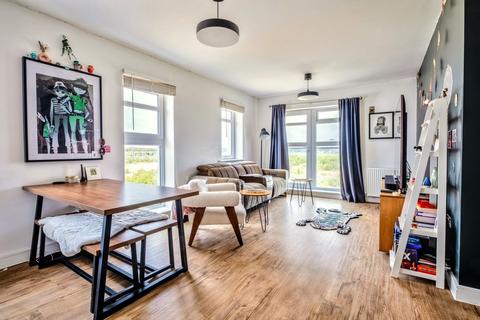 2 bedroom flat for sale, Jefferson Avenue, Poole
