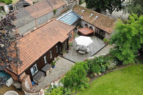 2 bedroom detached house for sale, Crown Loke, Southrepps, Norwich