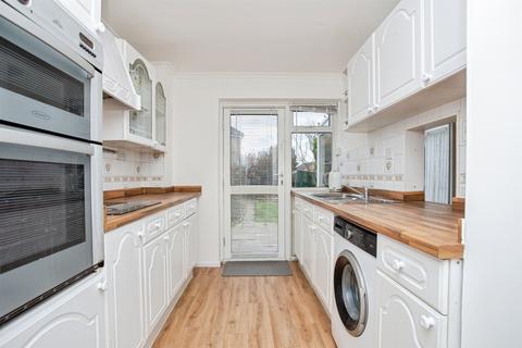 3 bedroom end of terrace house for sale, Silk Mill Road, Watford