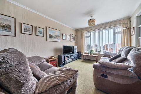 2 bedroom flat for sale, Coulsons Road, Whitchurch, Bristol