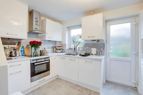 2 bedroom end of terrace house for sale, Kingsbridge Avenue, Nottingham NG3