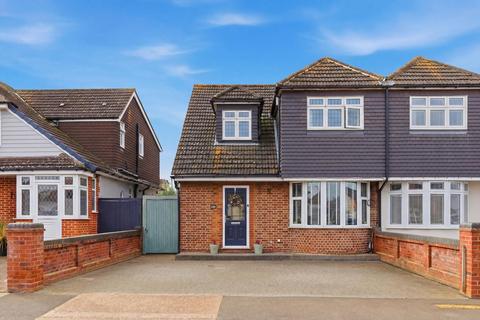 3 bedroom semi-detached house for sale, Blackshots Lane, Grays, RM16