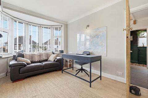 3 bedroom semi-detached house for sale, Blackshots Lane, Grays, RM16