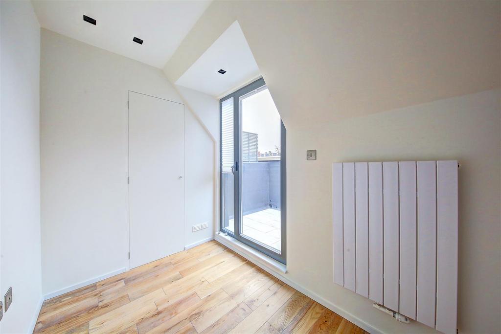 Oak Terrace Kennington Eden Harper.jpg