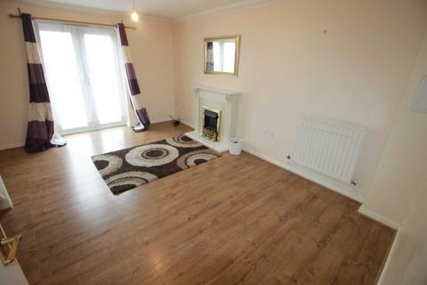 2 bedroom terraced house to rent, Morgan Close, Luton LU4