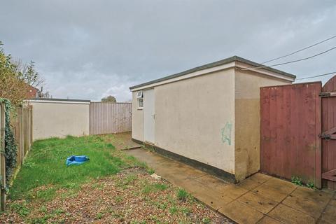 undefined, 143 Henson Park, Chard, Somerset, TA20 1NL