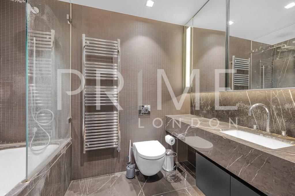 Bathroom ghg (1).jpg