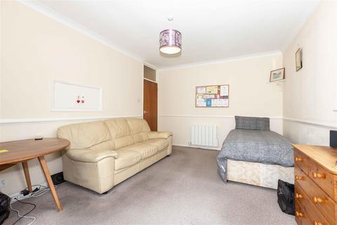1 bedroom flat for sale, Victoria Road, Worthing