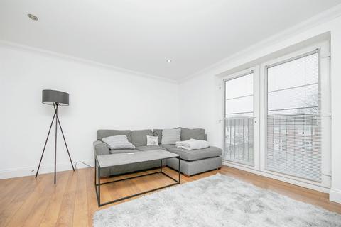 2 bedroom flat for sale, Main Road, Harwich