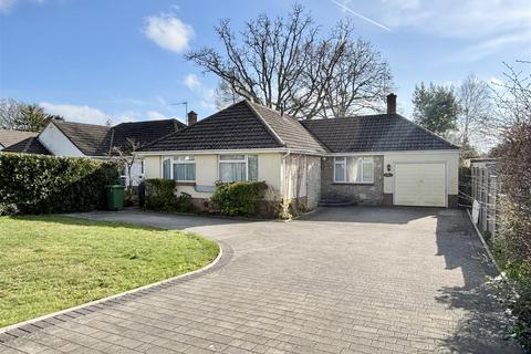 2 bedroom detached bungalow for sale, Steepleton Road, Broadstone BH18