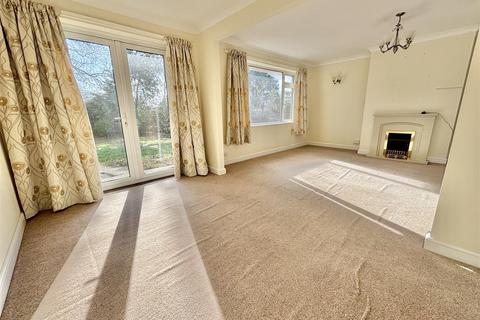 2 bedroom detached bungalow for sale, Steepleton Road, Broadstone BH18