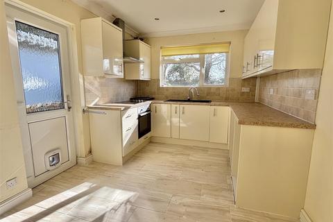 2 bedroom detached bungalow for sale, Steepleton Road, Broadstone BH18