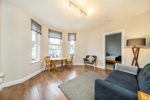 1 bedroom flat for sale, Waldegrave Road, Teddington TW11