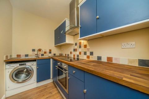 1 bedroom flat for sale, Waldegrave Road, Teddington TW11