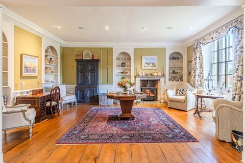 11 bedroom manor house for sale, Distinguished Georgian Home in a Substantial Plot in Hillington