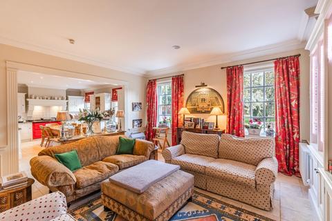undefined, Distinguished Georgian Home in a Substantial Plot in Hillington