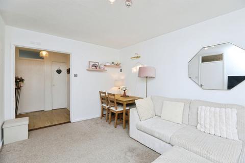 1 bedroom ground floor flat for sale, Hunts Farm Close, Borough Green, Sevenoaks
