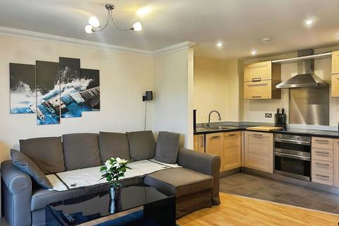 2 bedroom apartment for sale, Kempton Drive, Warwick