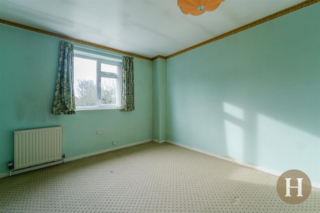 Hadleigh Estate Agents-38.jpg