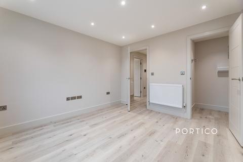 undefined, George Lane, London, E18