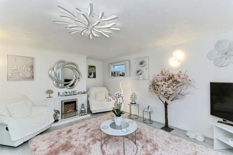 2 bedroom detached bungalow for sale, Woodland Rise, Bexhill-On-Sea