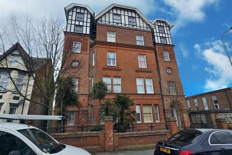 undefined, London Road South, Lowestoft