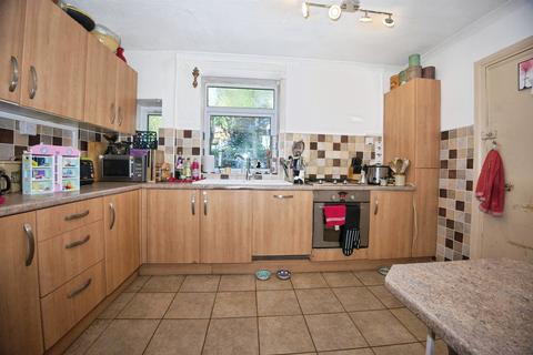 3 bedroom end of terrace house for sale, Oak Street, Rhydyfelin, Pontypridd