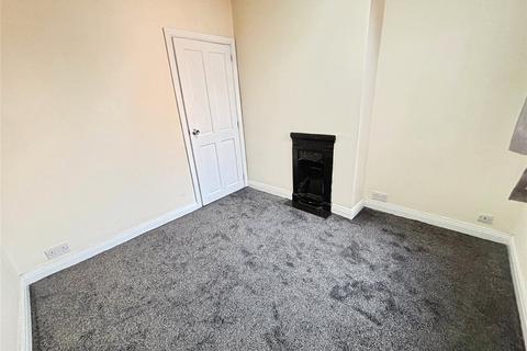 3 bedroom terraced house to rent, Vernon Street, Leicestershire LE3