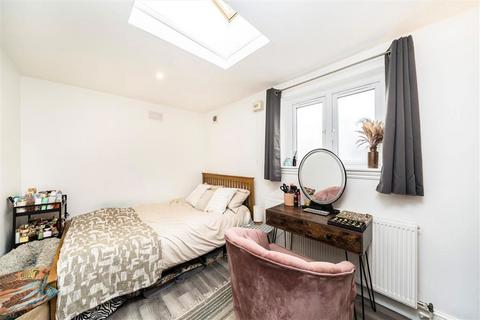 1 bedroom flat for sale, Staplehurst Road, LONDON SE13