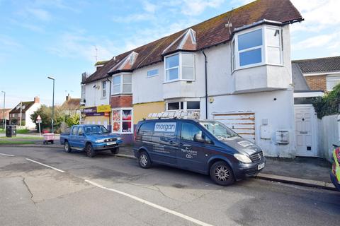3 bedroom flat to rent, Gordon Avenue, Bognor Regis, PO22