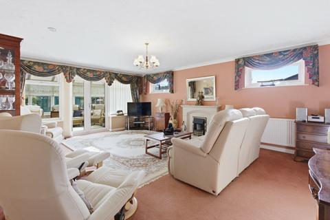 4 bedroom detached bungalow for sale, Hog Green, Elham, CT4