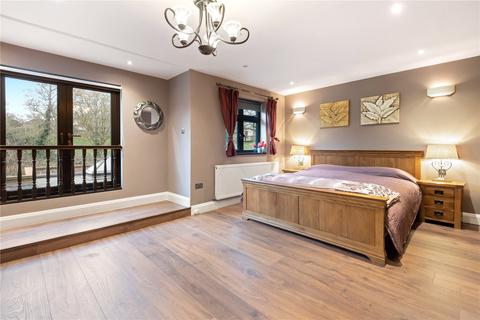 undefined, Hollies Close, London, SW16