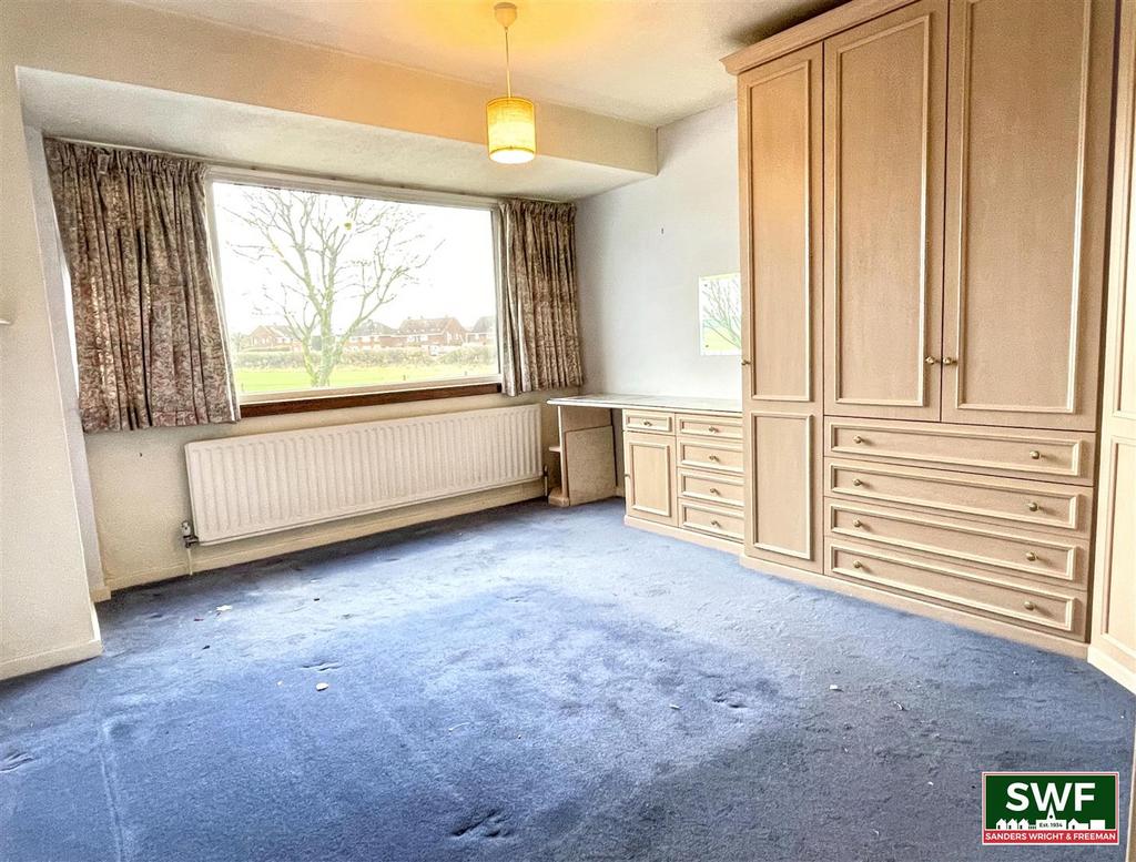 Bedroom1.jpg