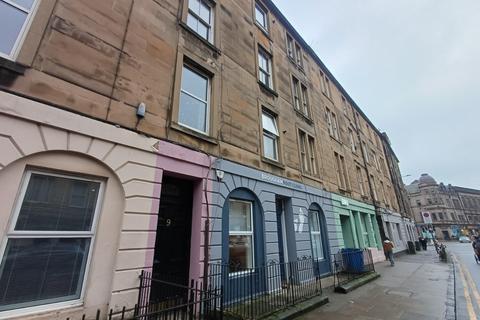 3 bedroom flat to rent, Brougham Street, Tollcross, Edinburgh, EH3