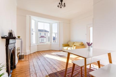 2 bedroom apartment to rent, Medina Villas, Hove