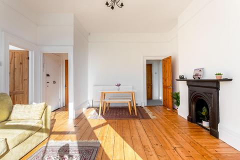 2 bedroom apartment to rent, Medina Villas, Hove
