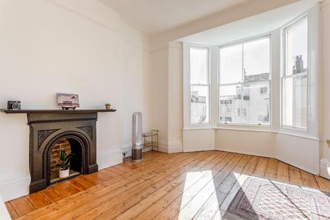 2 bedroom apartment to rent, Medina Villas, Hove