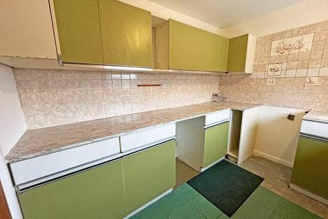 3 bedroom semi-detached house for sale, Stokesay Court, Peterborough PE3