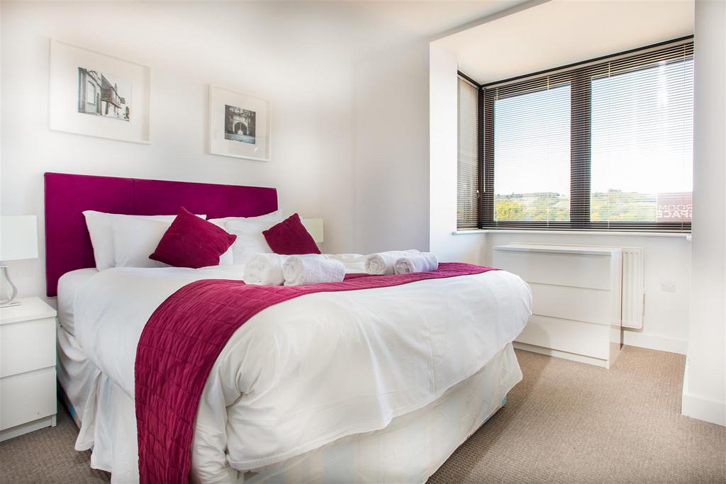 Bedroom1.jpg