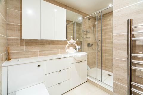 2 bedroom flat to rent, Sudbury Hill, Harrow HA1