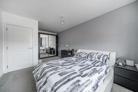 2 bedroom apartment for sale, Hurst Avenue, Blackwater, Camberley