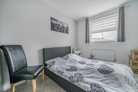 2 bedroom apartment for sale, Hurst Avenue, Blackwater, Camberley