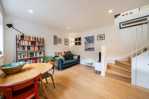 1 bedroom terraced house for sale, Lamington Mews, London