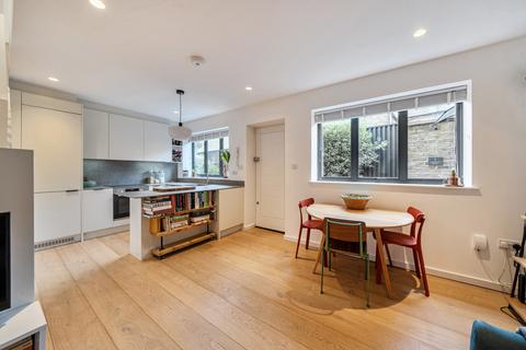 undefined, Lamington Mews, London